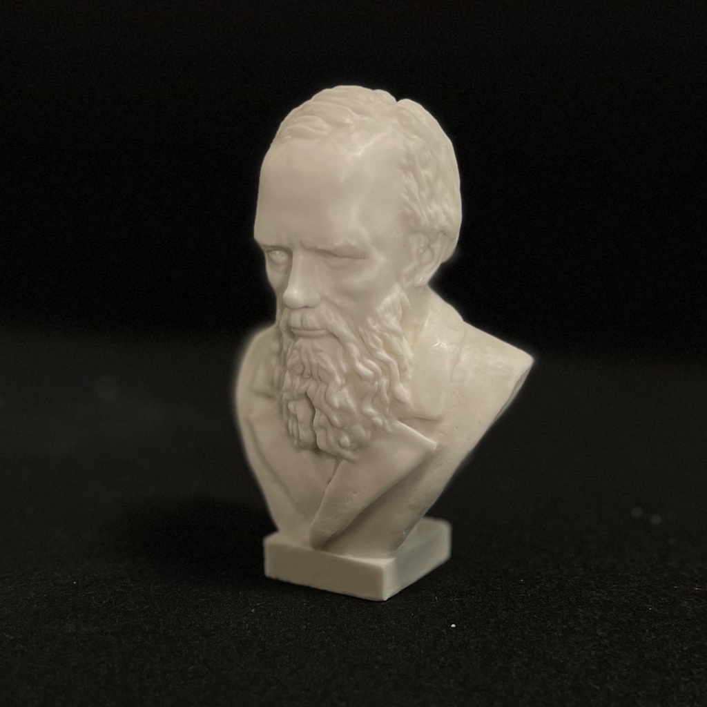 ドストエフスキー胸像